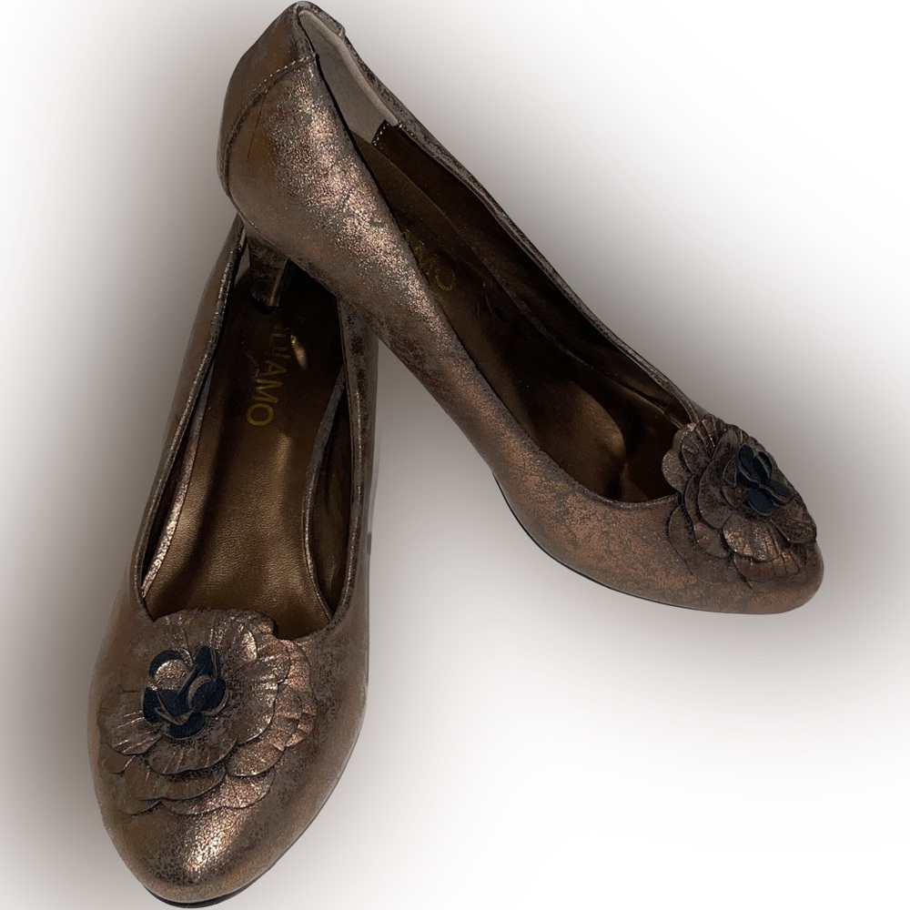 Andiamo Lammy Copper Heels